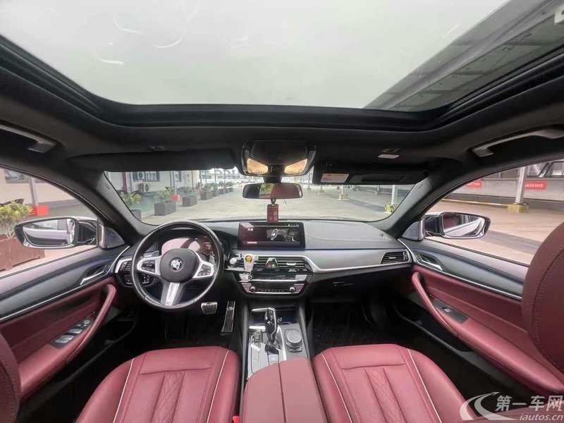 宝马5系 530Li 2022款 2.0T 自动 汽油 尊享型M运动套装 (国Ⅵ) 