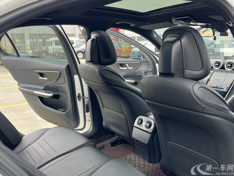 奔驰C级 C260L 2022款 1.5T 自动 改款运动版 (国Ⅵ) 