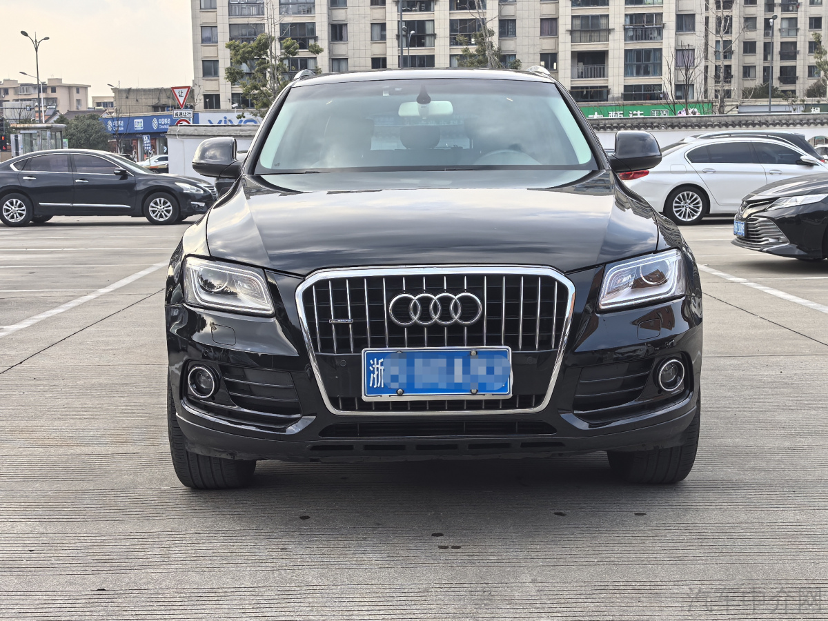 奥迪Q5 2012款 2.0T 自动 四驱 汽油 进取型 价格0万 