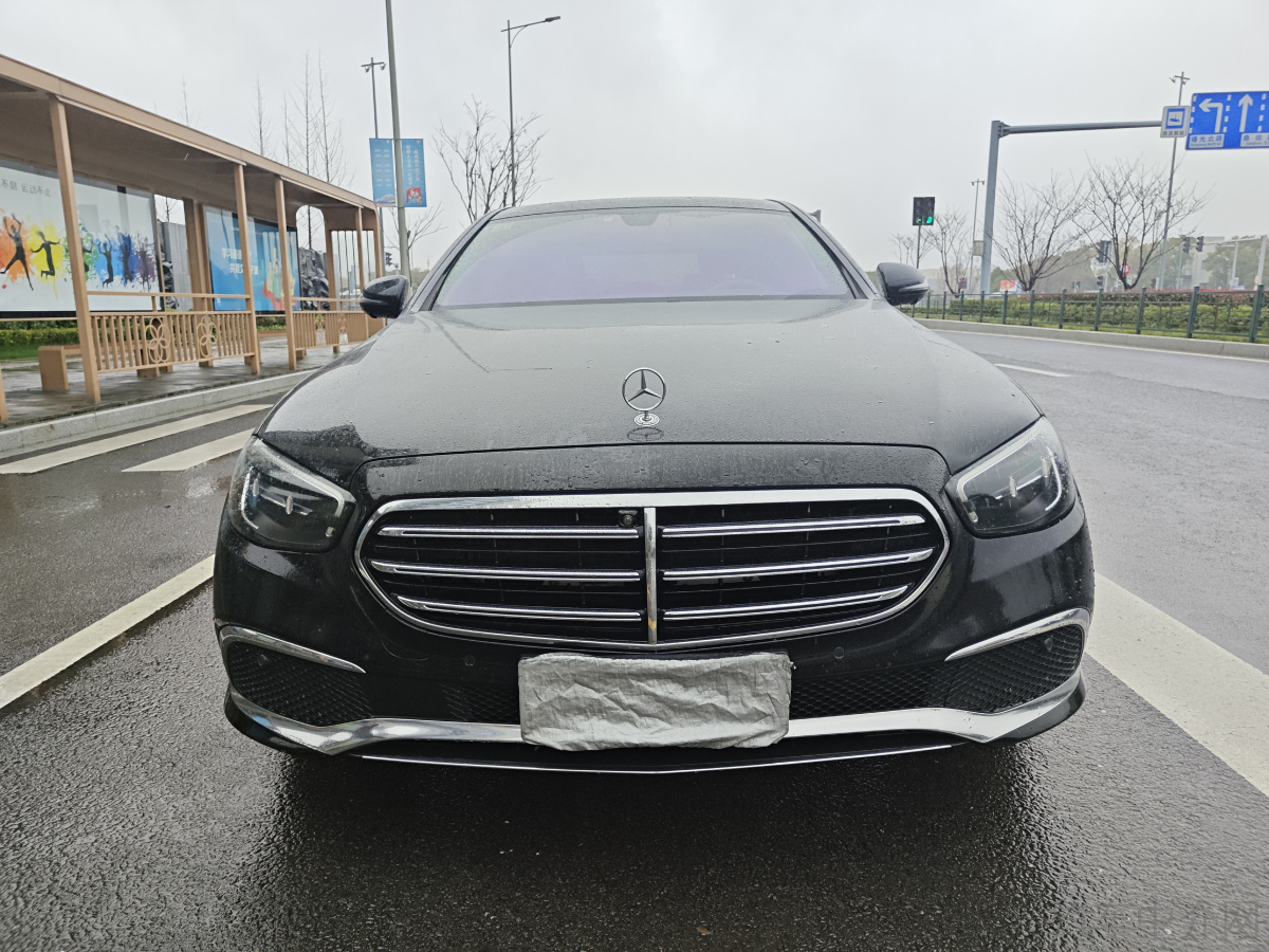 奔驰E级 E300L 2021款 2.0T 自动 汽油 豪华型 价格0万 