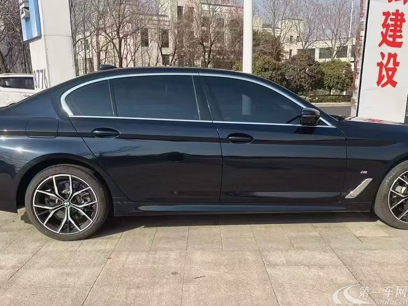 宝马5系 530Li 2022款 2.0T 自动 汽油 尊享型M运动套装 (国Ⅵ) 