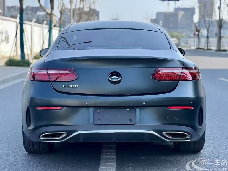 奔驰E级 E300L 2021款 2.0T 自动 汽油 豪华型 (国Ⅵ) 