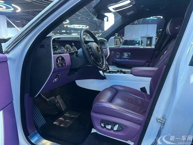 劳斯莱斯库里南 [进口] 2023款 6.7T 自动 Black-Badge美规版平行进口 