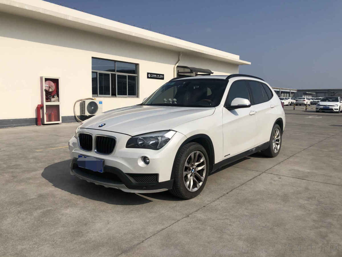 宝马X1 sDrive18i 2015款 2.0T 自动 后驱 汽油 时尚晋级型 价格0万