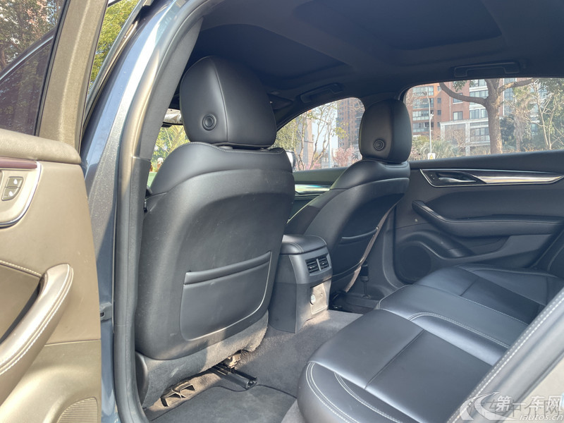 凯迪拉克CT5 2020款 2.0T 自动 技术型 (国Ⅵ) 