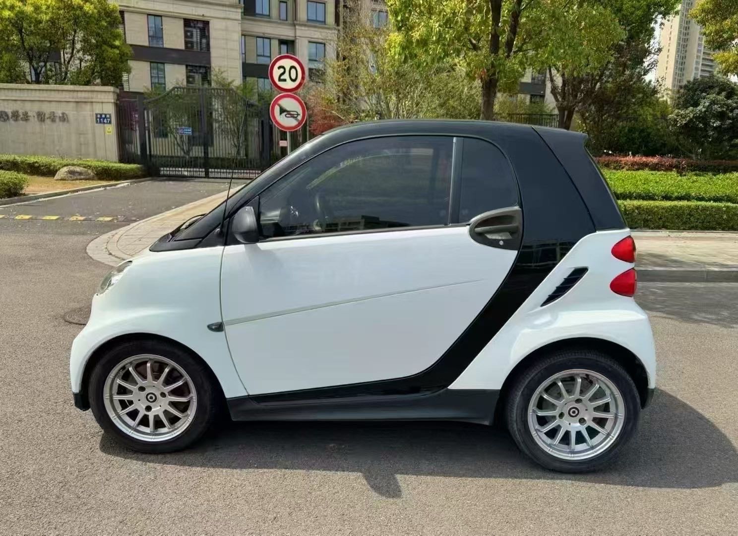 SmartForTwo [进口] 2012款 1.0L 自动 汽油价格0万 
