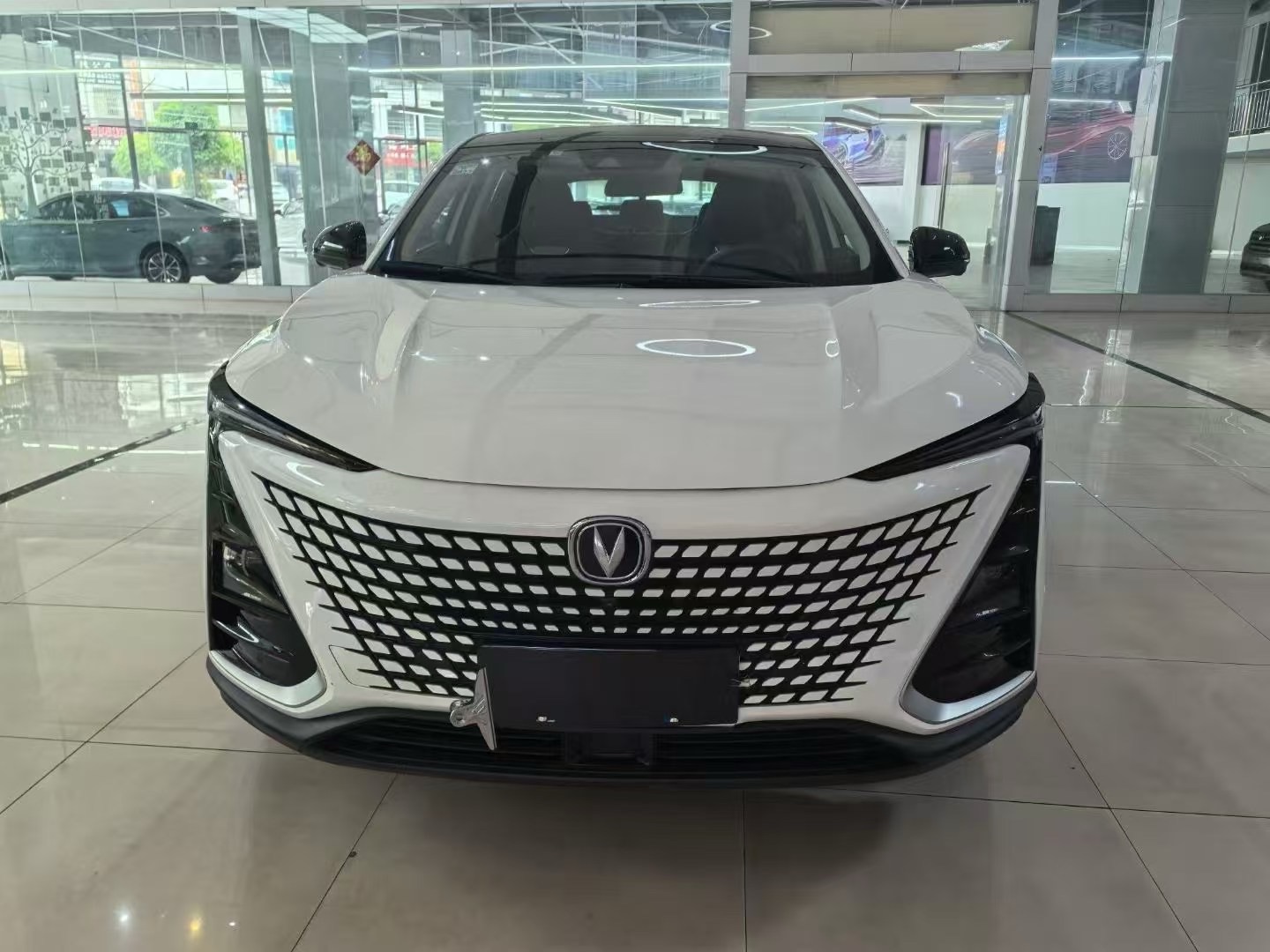 长安UNI二手车 二手T 2021款 1.5T 自动 运动版旗舰型 价格0万 