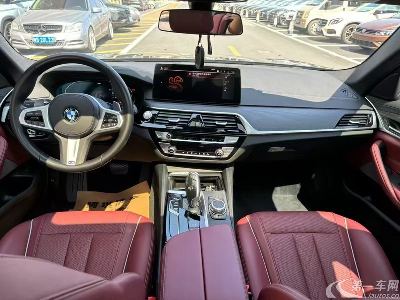 宝马5系 530Li 2022款 2.0T 自动 汽油 行政型M运动套装 (国Ⅵ) 