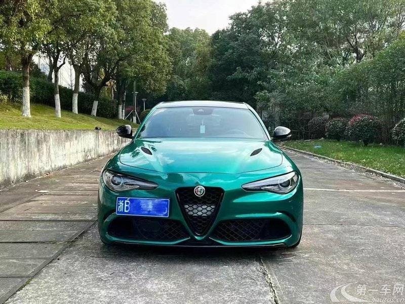 阿尔法罗密欧Giulia [进口] 2022款 2.9T 自动 四叶草版 