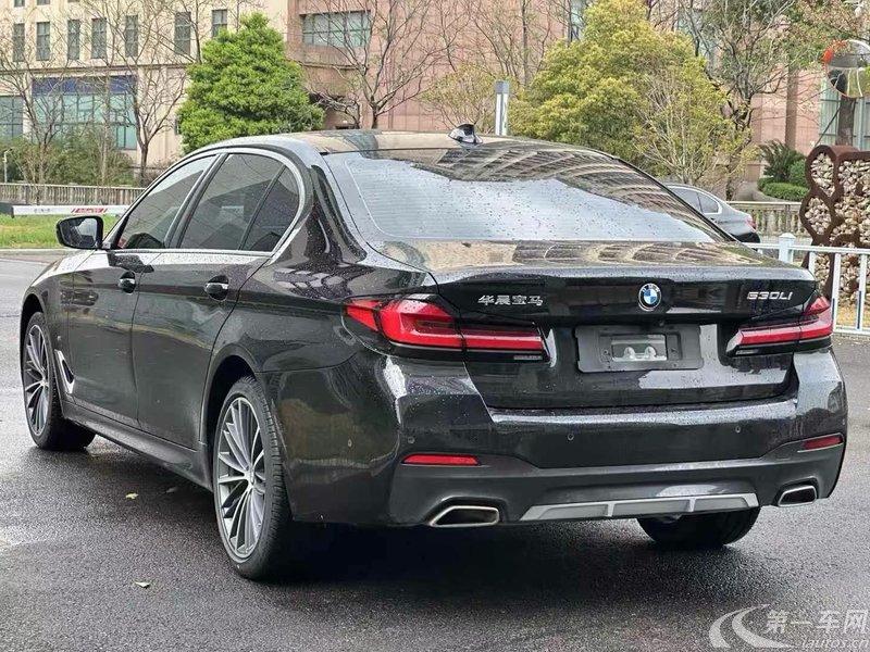 宝马5系 530Li 2022款 2.0T 自动 汽油 尊享型M运动套装 (国Ⅵ) 