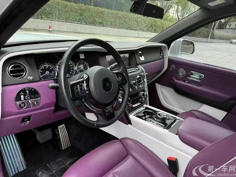 劳斯莱斯库里南 [进口] 2023款 6.7T 自动 Black-Badge美规版平行进口 