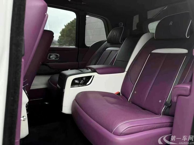 劳斯莱斯库里南 [进口] 2023款 6.7T 自动 Black-Badge美规版平行进口 