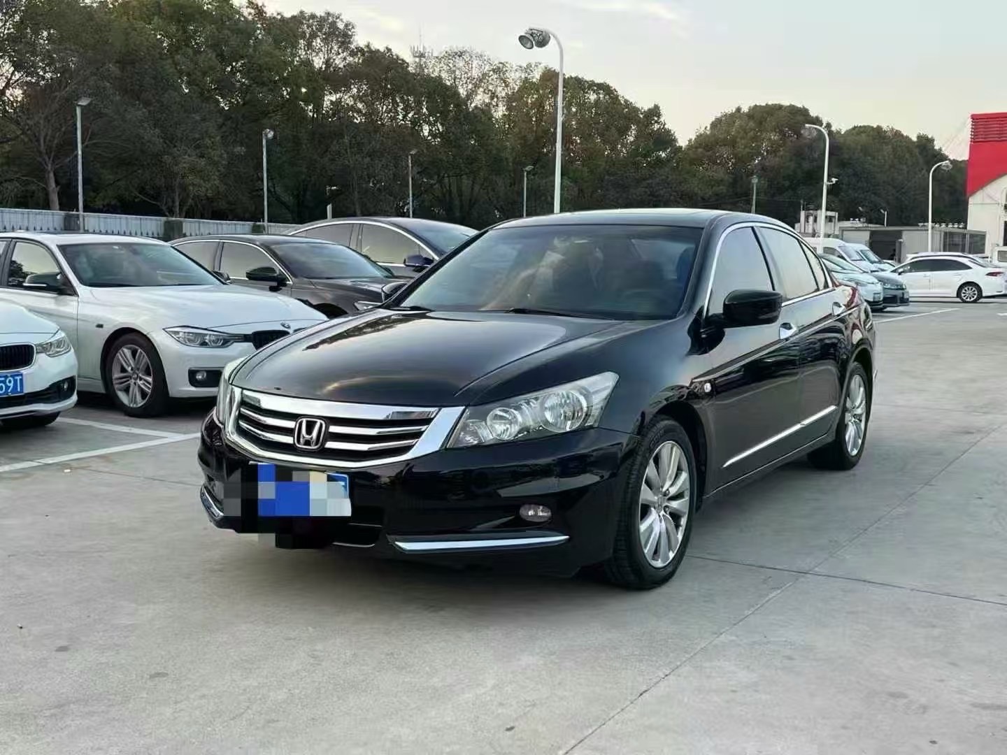 本田雅阁 2013款 2.4L 自动 PE 价格0万