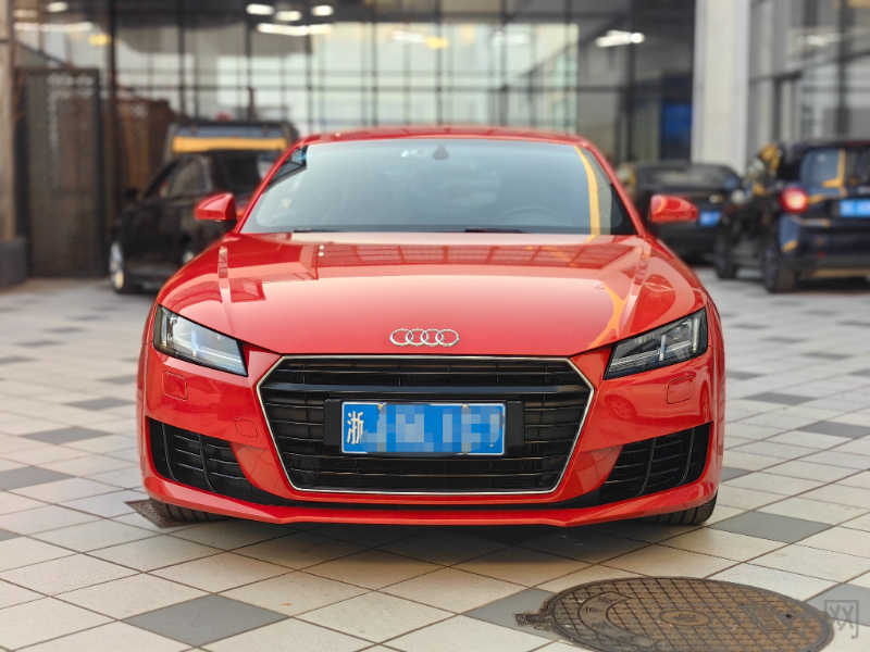 奥迪TT 45 [进口] Coupe 2015款 2.0T 自动 汽油 价格0万 