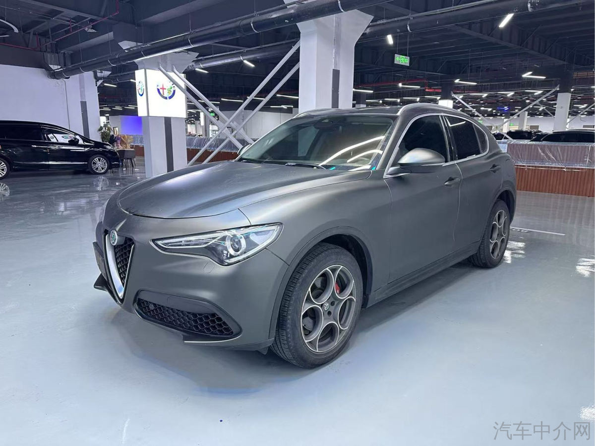 阿尔法罗密欧Stelvio [进口] 2020款 2.0T 自动 280HP赛道限量版价格0万