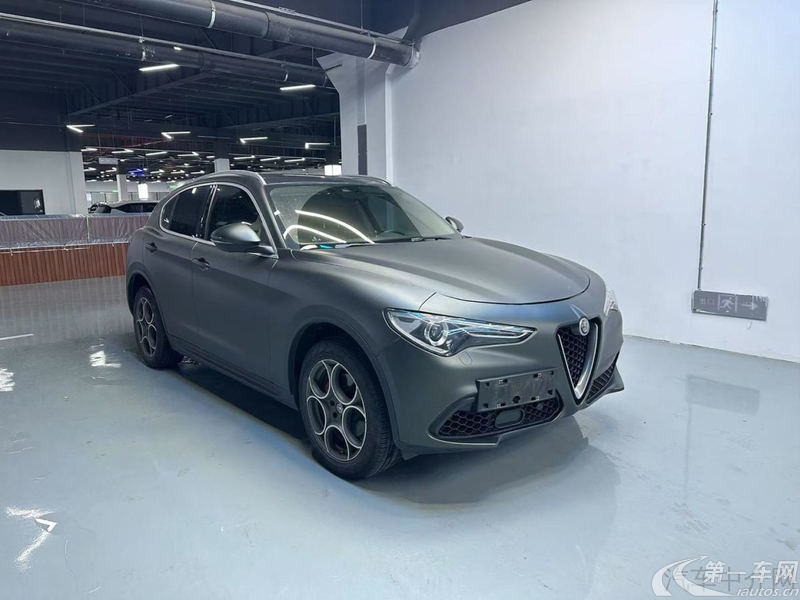 阿尔法罗密欧Stelvio [进口] 2020款 2.0T 自动 280HP赛道限量版 