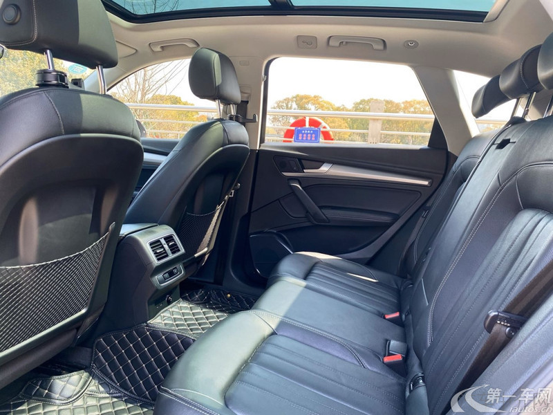 奥迪Q5L 45TFSI 2020款 2.0T 自动 尊享时尚型 (国Ⅵ) 