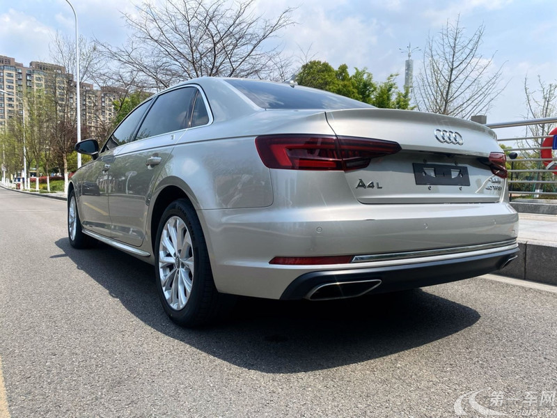 奥迪A4L 2019款 2.0T 自动 进取型 (国Ⅵ) 