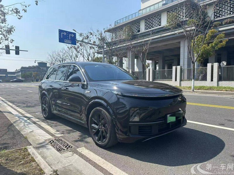 理想L8 2023款 1.5T 自动 Air (国Ⅵ) 