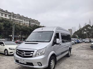 福田图雅诺 通途 2.0T 手动 长轴中顶 