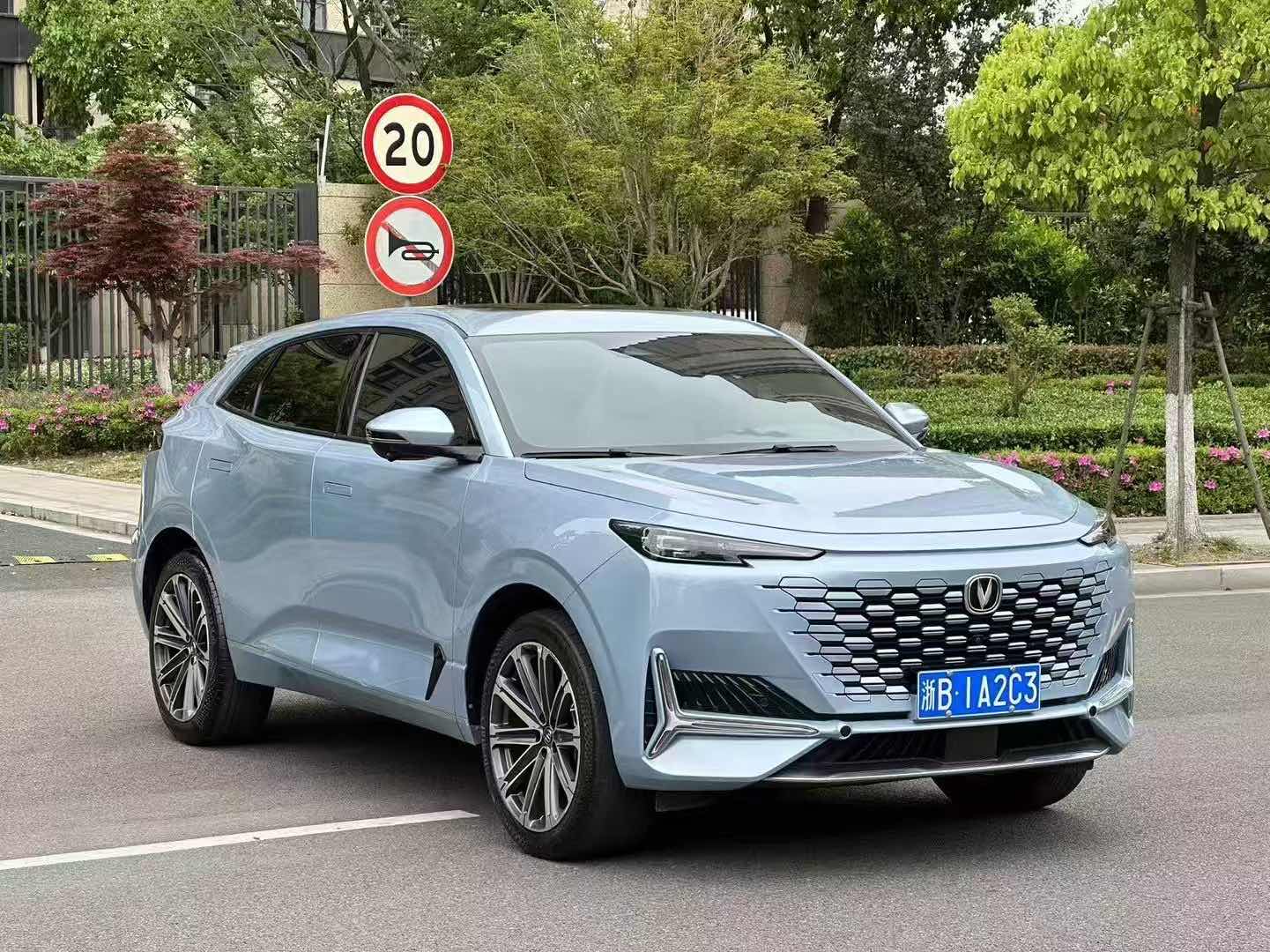 长安UNI二手车 二手K 2021款 2.0T 自动 尊贵型 价格0万 