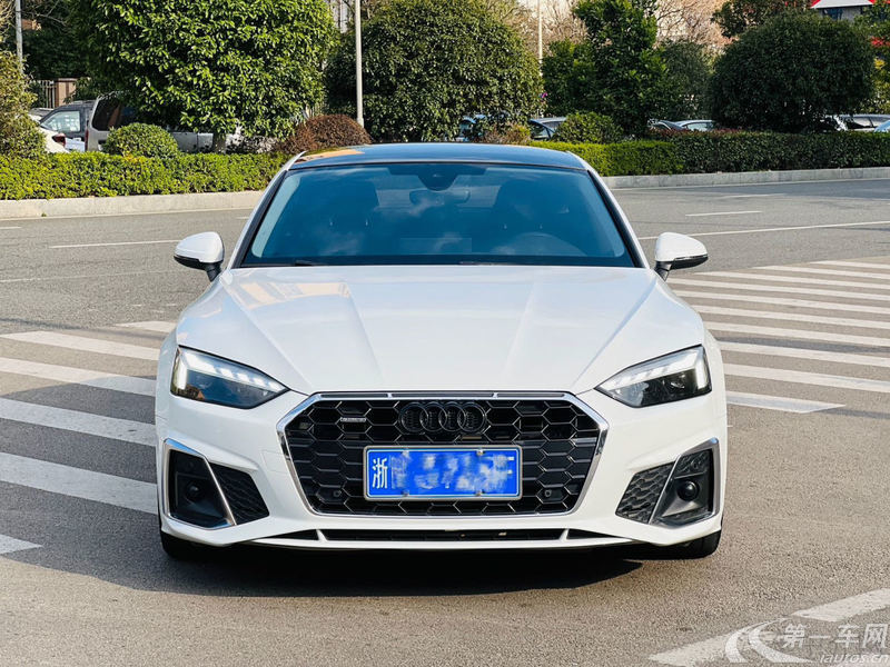 奥迪A5掀背 40TFSI [进口] 2021款 2.0T 自动 汽油 豪华动感型 