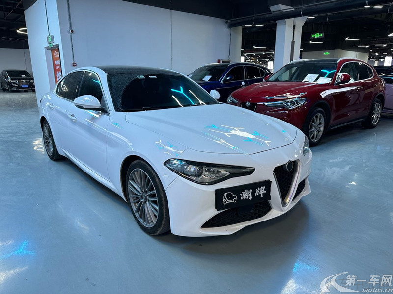 阿尔法罗密欧Giulia [进口] 2019款 2.0T 自动 豪华版 