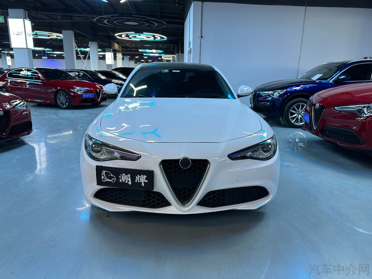阿尔法罗密欧Giulia [进口] 2019款 2.0T 自动 豪华版价格0万 