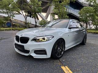 宝马M2 3.0T 