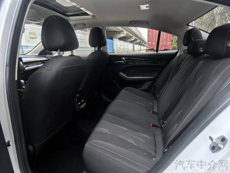 荣威i5 2021款 1.5L 自动 铂金版 (国Ⅵ) 