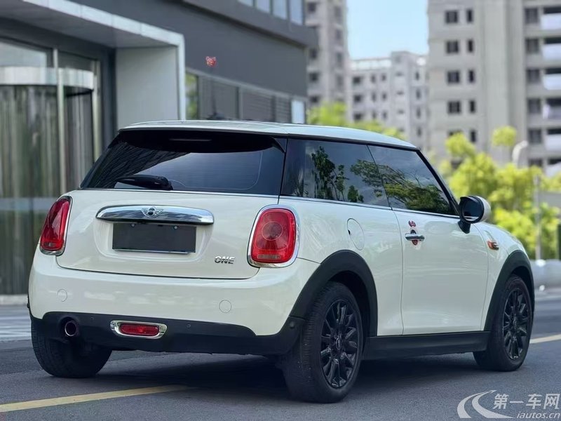迷你one [进口] 2016款 1.2T 自动 先锋派 