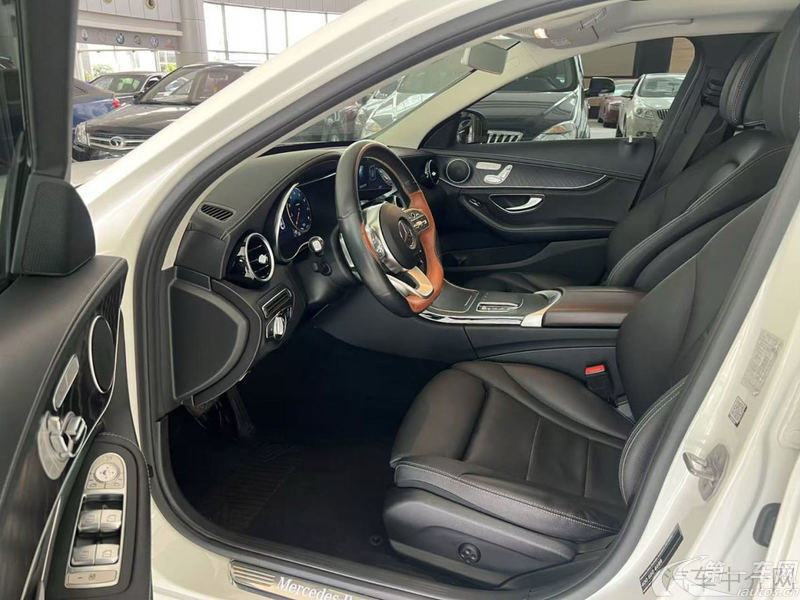 奔驰C级 C260L 2020款 1.5T 自动 运动版 (国Ⅵ) 