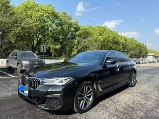 宝马5系 525Li 2.0T 自动 M运动套装 