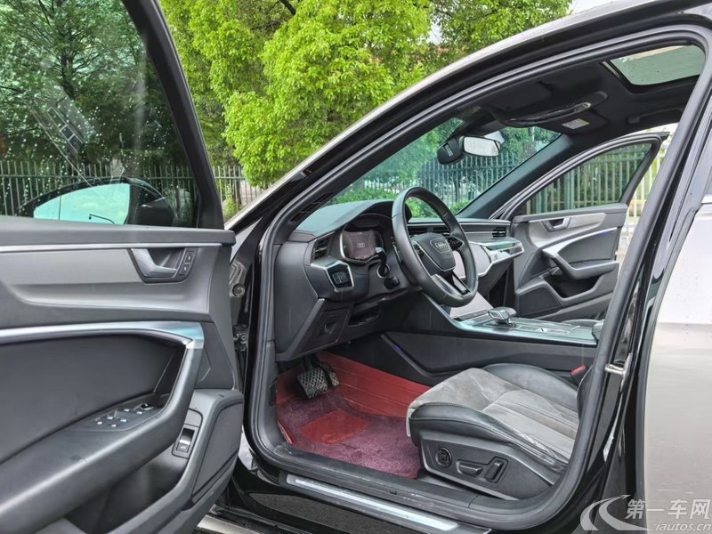 奥迪A6L 45TFSI 2020款 2.0T 自动 尊享动感型 (国Ⅵ) 