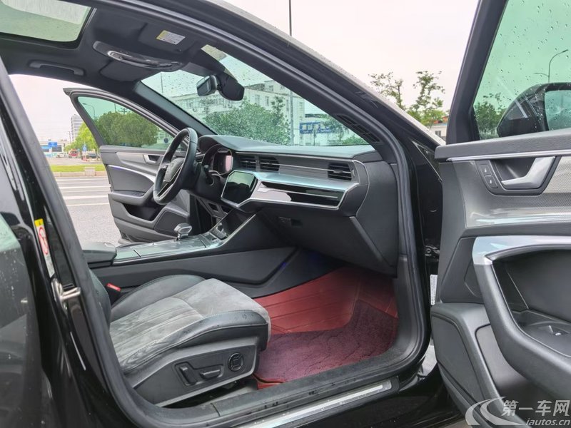 奥迪A6L 45TFSI 2020款 2.0T 自动 尊享动感型 (国Ⅵ) 