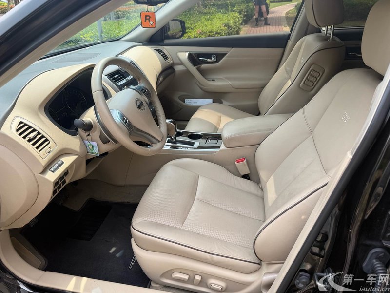 日产天籁 2015款 2.5L 自动 XV-VIP欧冠尊领版 (国Ⅴ) 
