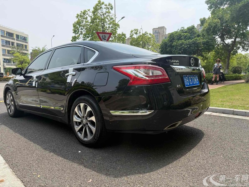 日产天籁 2015款 2.5L 自动 XV-VIP欧冠尊领版 (国Ⅴ) 