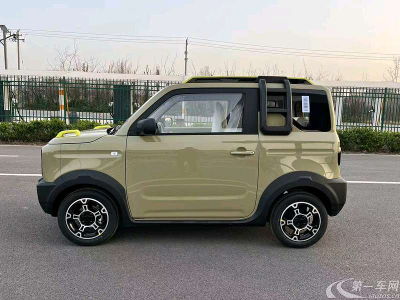 吉利熊猫mini 2025款 0.0T 自动 210km熊猫骑士 