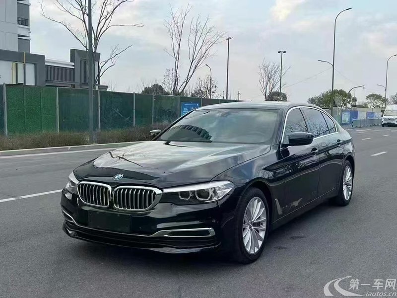 宝马5系 530Li 2019款 2.0T 自动 汽油 尊享型豪华套装 (国Ⅴ) 