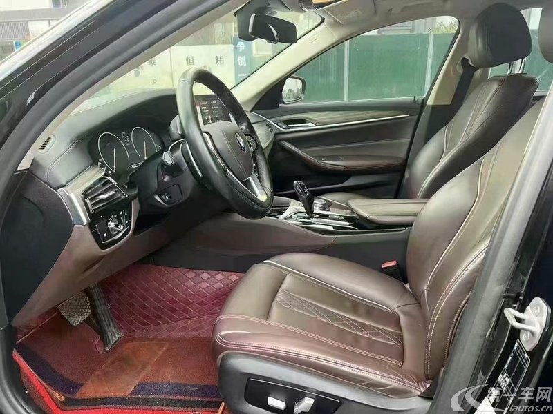 宝马5系 530Li 2019款 2.0T 自动 汽油 尊享型豪华套装 (国Ⅴ) 