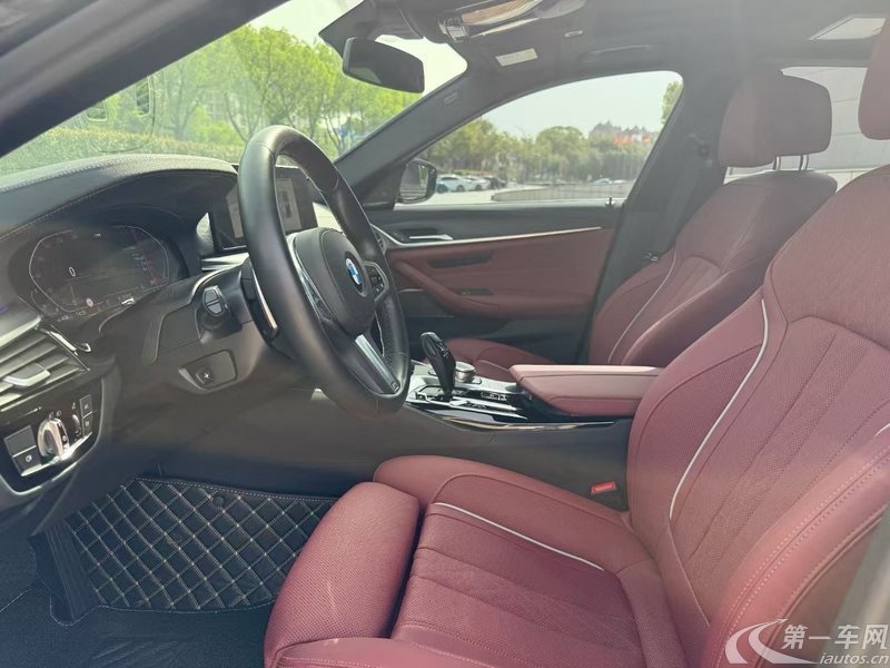 宝马5系 530Li 2022款 2.0T 自动 汽油 尊享型M运动套装 (国Ⅵ) 