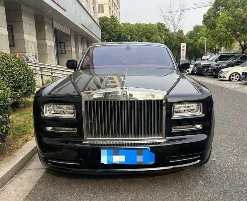 劳斯莱斯幻影 [进口] 2013款 6.7L 自动 加长版价格0万 