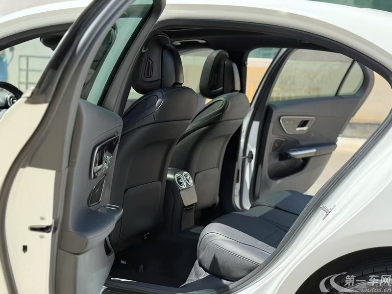 奔驰C级 C260L 2023款 1.5T 自动 运动版 (国Ⅵ) 