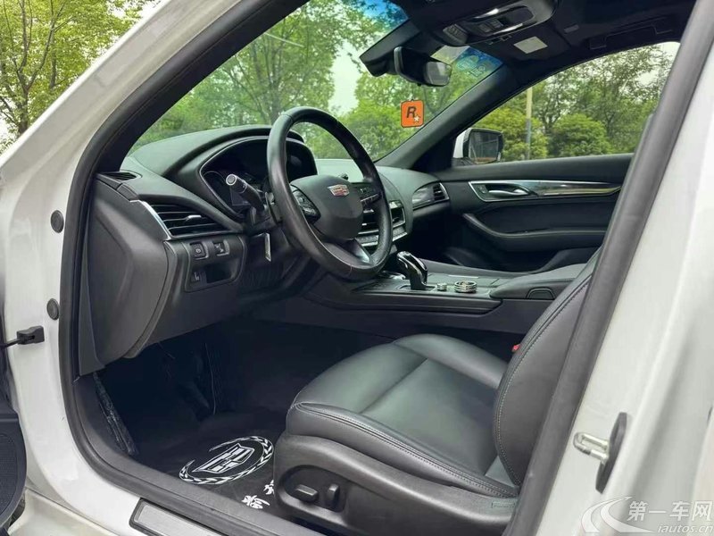 凯迪拉克CT5 2020款 2.0T 自动 豪华型 (国Ⅵ) 