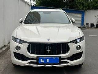 玛莎拉蒂Levante 3.0T 
