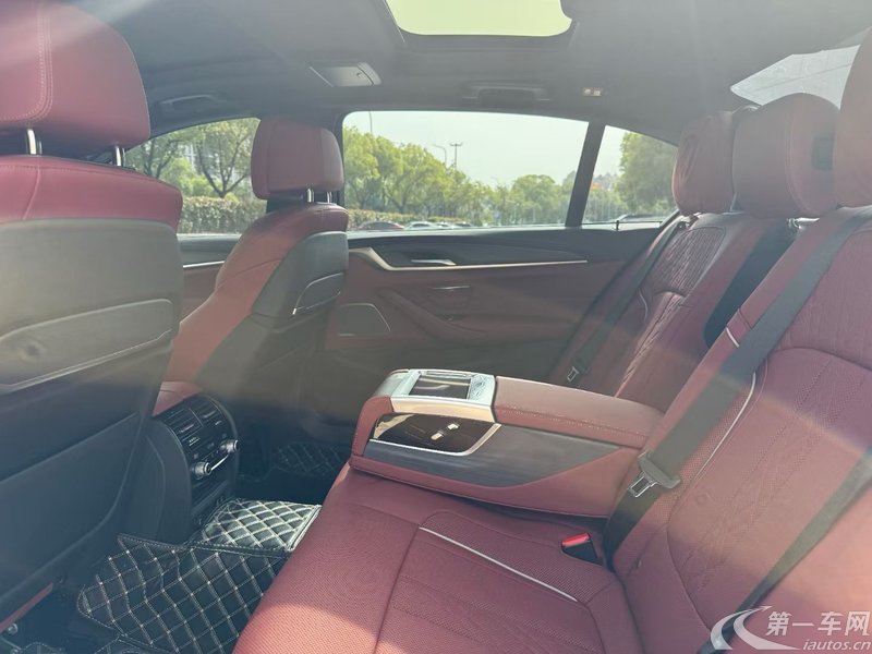 宝马5系 530Li 2022款 2.0T 自动 汽油 尊享型M运动套装 (国Ⅵ) 