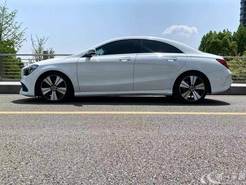 奔驰CLA级 CLA200 [进口] 2018款 1.6T 自动 汽油 时尚型 