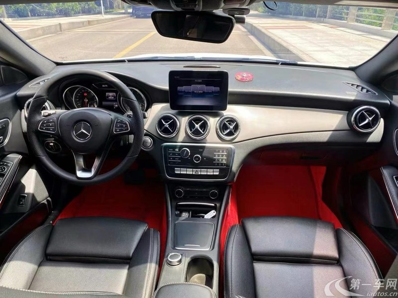 奔驰CLA级 CLA200 [进口] 2018款 1.6T 自动 汽油 时尚型 