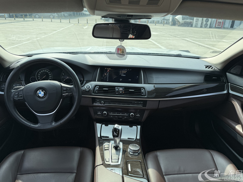 宝马5系 525Li 2017款 2.0T 自动 汽油 豪华设计套装 (国Ⅴ) 