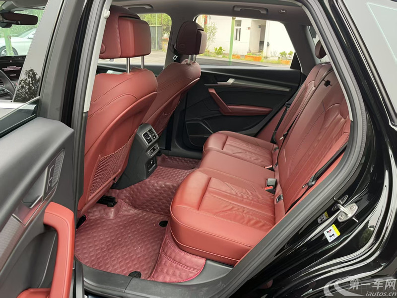 奥迪Q5L 45TFSI 2022款 2.0T 自动 改款豪华动感型 (国Ⅵ) 